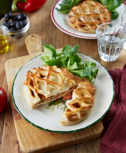 Hojaldre  con Tomate y Mozzarella 